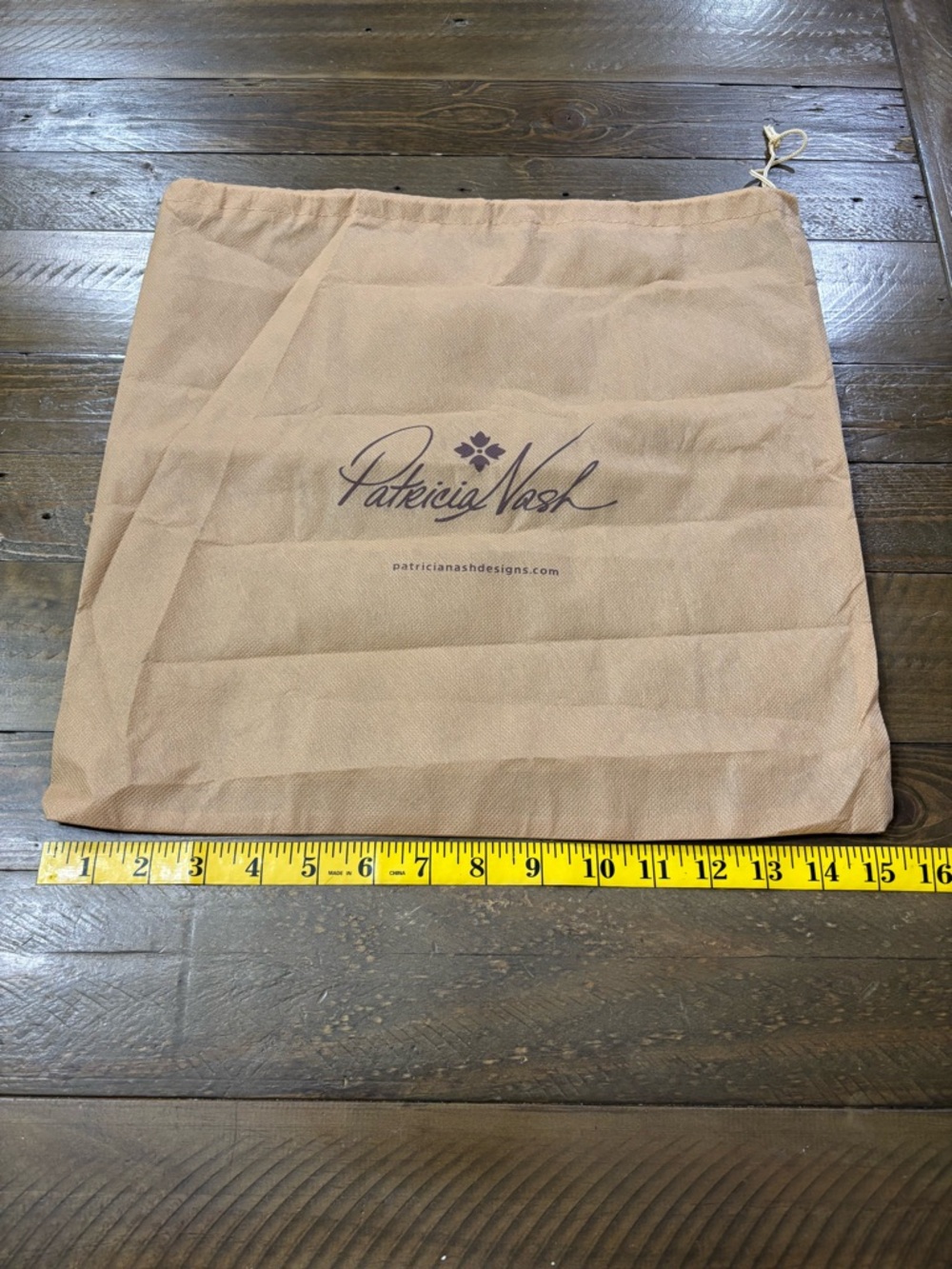 Patricia Nash Logo Drawstring Dust Bag - Picture 2 of 3